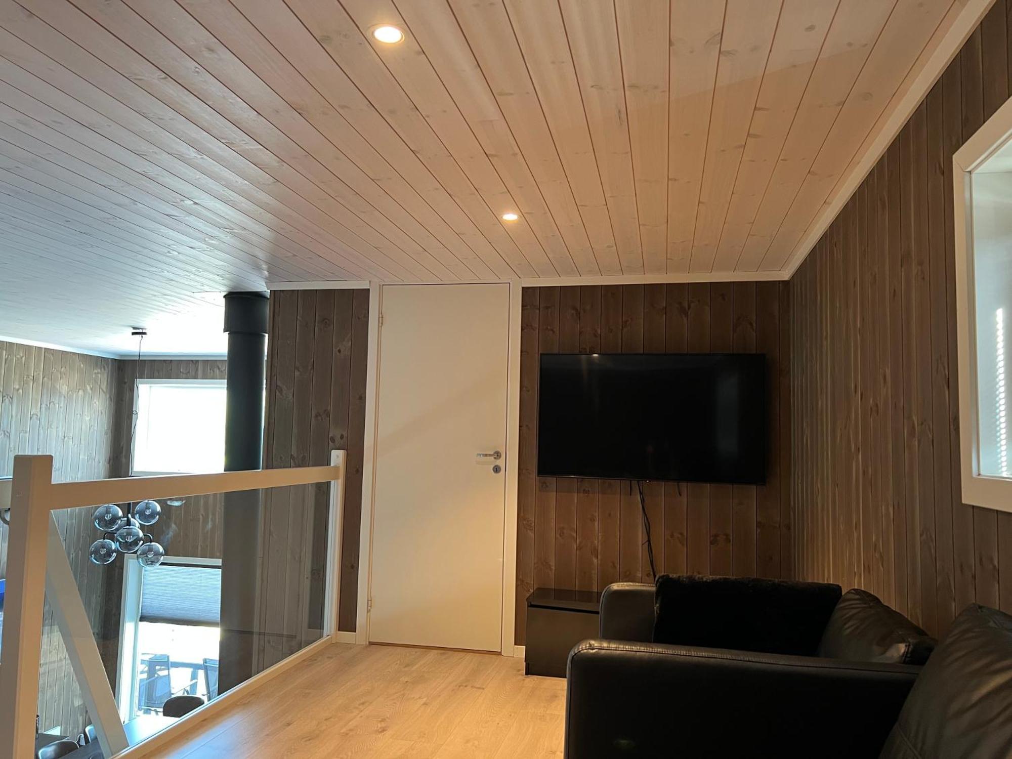 Hytte Naer Vannet, Jacuzzi Og Sauna Vradal Exterior photo